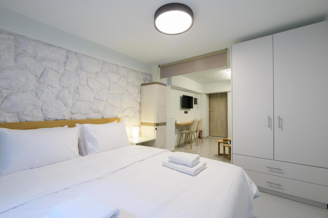דירות אתונה Fully Renovated Underground Flat In Pagrati מראה חיצוני תמונה