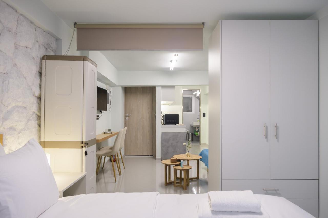 דירות אתונה Fully Renovated Underground Flat In Pagrati מראה חיצוני תמונה